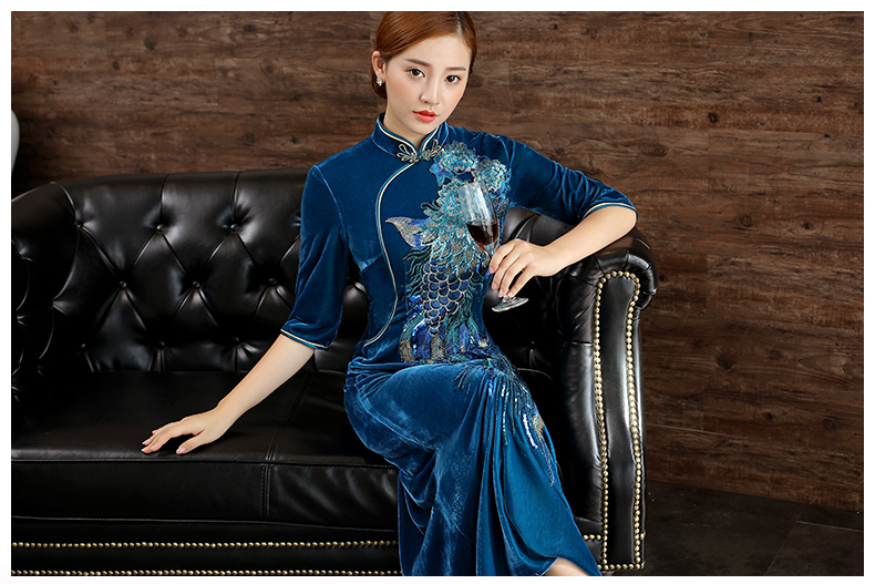 藍(lán)色鳳戀旗袍，絲絨繡花旗袍裙