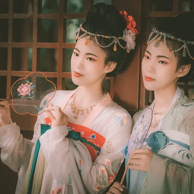 并蒂花閨蜜頭像，唯美古風(fēng)真人頭像