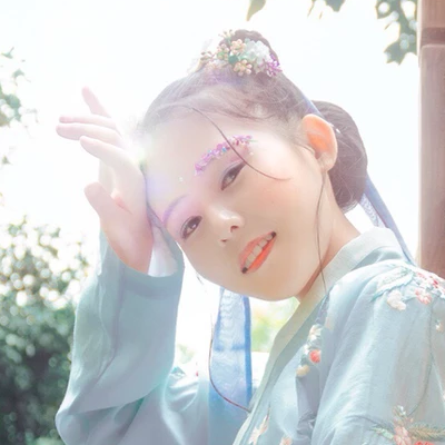清新可愛美人妝女生頭像，唯美古風真人頭像