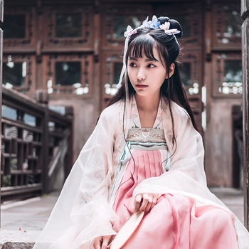 粉紅少女帶團扇頭像，唯美古風(fēng)真人頭像