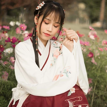 清新可愛漢服女生頭像，唯美古風(fēng)真人頭像