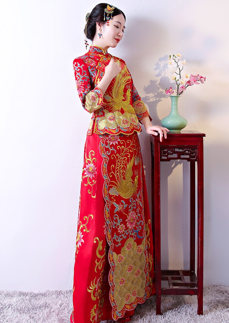 福連文苑龍鳳褂中式禮服，奢華鳳凰刺繡新娘禮服