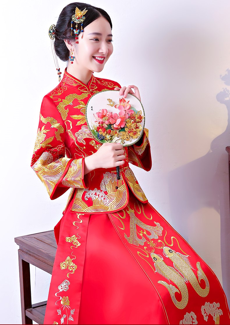 古典吉祥中式禮服，唯美鯉魚刺繡新娘禮服