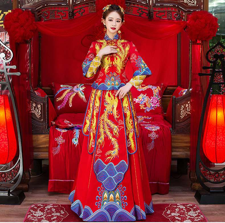 奢華鳳凰中式禮服，唯美五彩刺繡新娘禮服