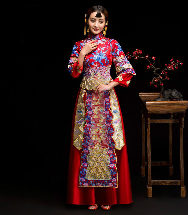 魚蓮嬉戲中式禮服，東方韻味新娘禮服