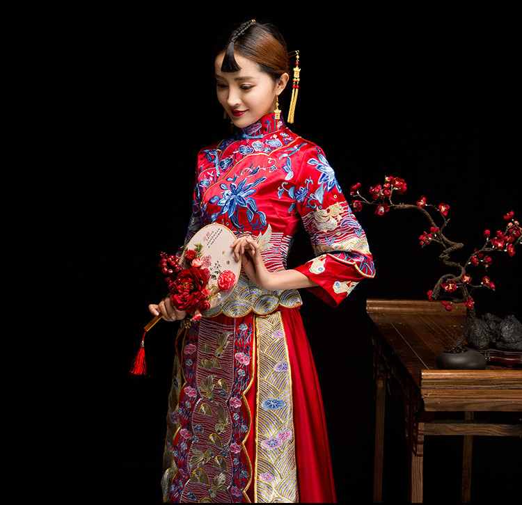 魚蓮嬉戲中式禮服，東方韻味新娘禮服