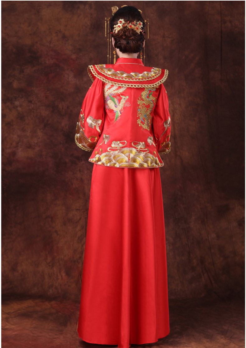 龍鳳呈祥中式禮服，嬌艷刺繡新娘禮服