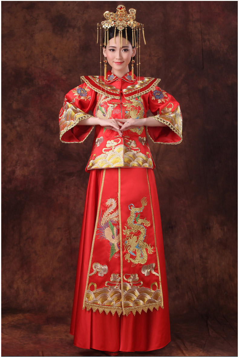 龍鳳呈祥中式禮服，嬌艷刺繡新娘禮服