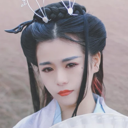 風(fēng)中俠客女生頭像，唯美古風(fēng)真人頭像