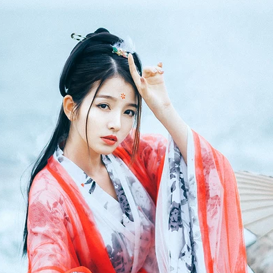 紅妝紗衣女生頭像，唯美古風(fēng)真人頭像