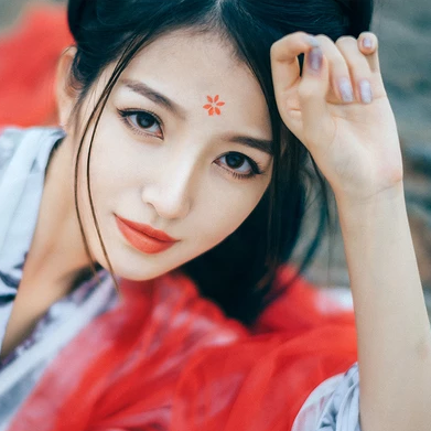紅妝紗衣女生頭像，唯美古風(fēng)真人頭像