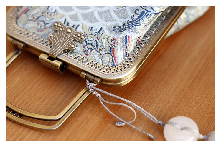 福連文苑復(fù)古小手拎包小巧可愛手工包