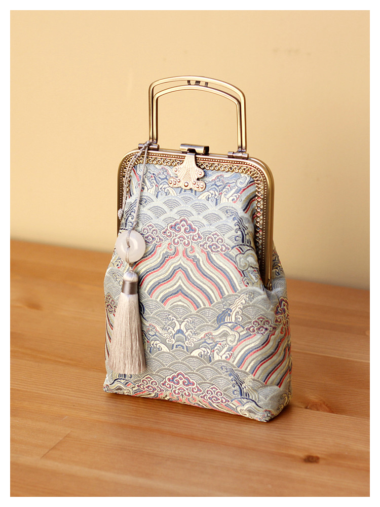 福連文苑復(fù)古小手拎包小巧可愛手工包