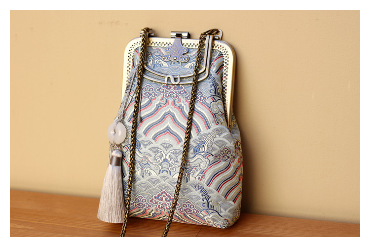 福連文苑復(fù)古小手拎包小巧可愛手工包