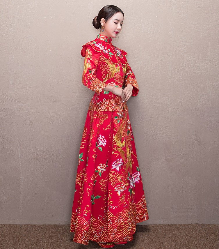 牡丹花領(lǐng)新娘禮服，古典刺繡中式禮服