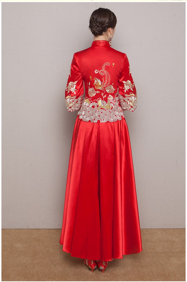 簡約時(shí)尚中式秀禾新娘禮服，精致唯美中式禮服