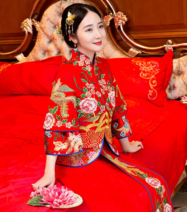 復古刺繡新娘禮服，古韻秀禾服中式禮服