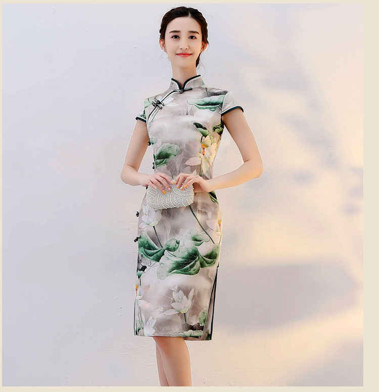 淡雅清蓮復古文藝短袖蠶絲旗袍裙