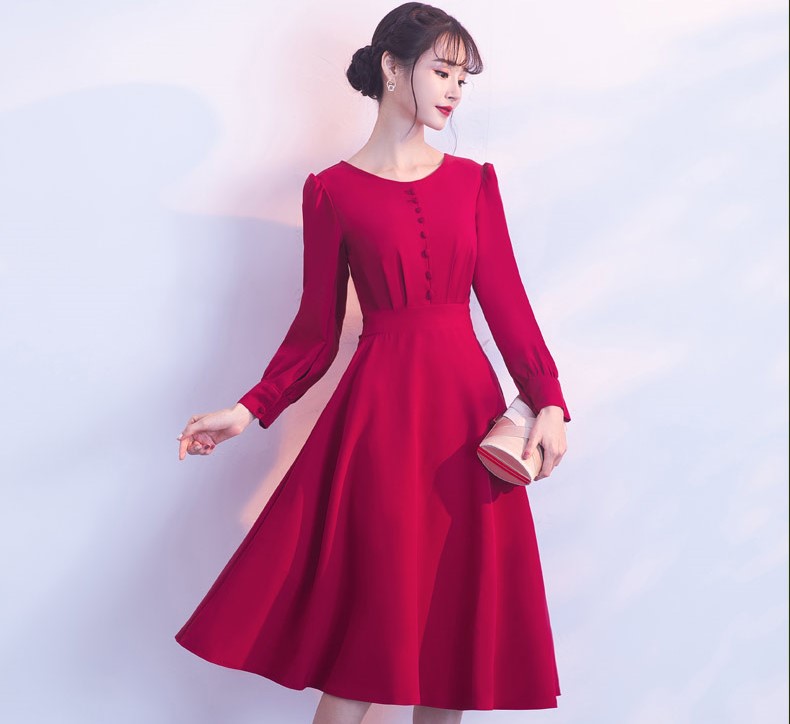 紅色長袖收腰中式禮服，時尚蝴蝶結(jié)晚禮服