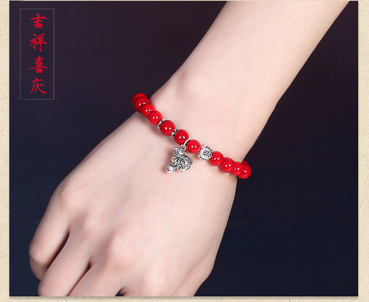 個性本命年紅色珠子民族風(fēng)純銀手串