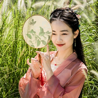 青春陽光少女頭像，唯美古風真人頭像