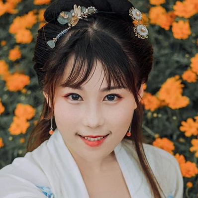 秋菊花香女生頭像，唯美古風(fēng)真人頭像