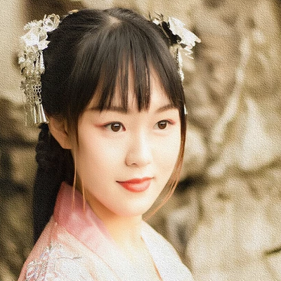 小清新粉衣帶團(tuán)扇女生頭像，唯美古風(fēng)真人頭像