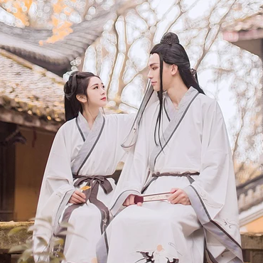 銀杏樹下情侶頭像，唯美古風(fēng)真人頭像