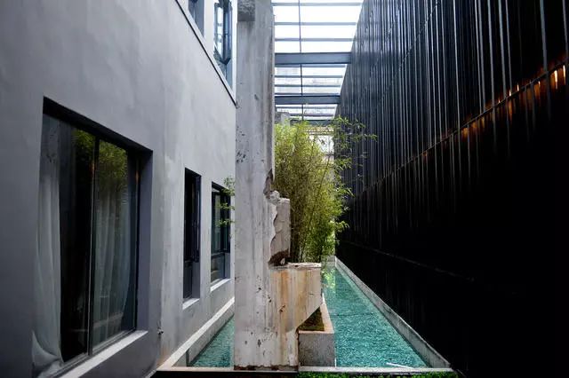 杭州·秀酒店，像上世紀劇場上演一場故事