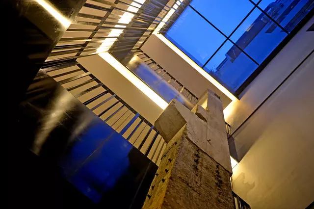 杭州·秀酒店，像上世紀劇場上演一場故事