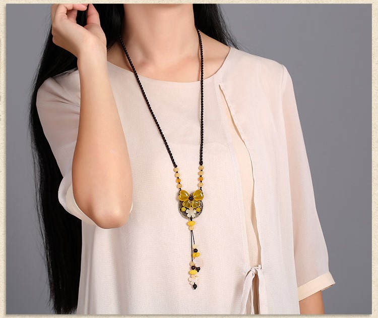 復(fù)古風(fēng)黃色簡(jiǎn)約項(xiàng)鏈毛衣鏈