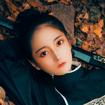 霸氣帶兵器俠客女生頭像，唯美古風(fēng)真人頭像