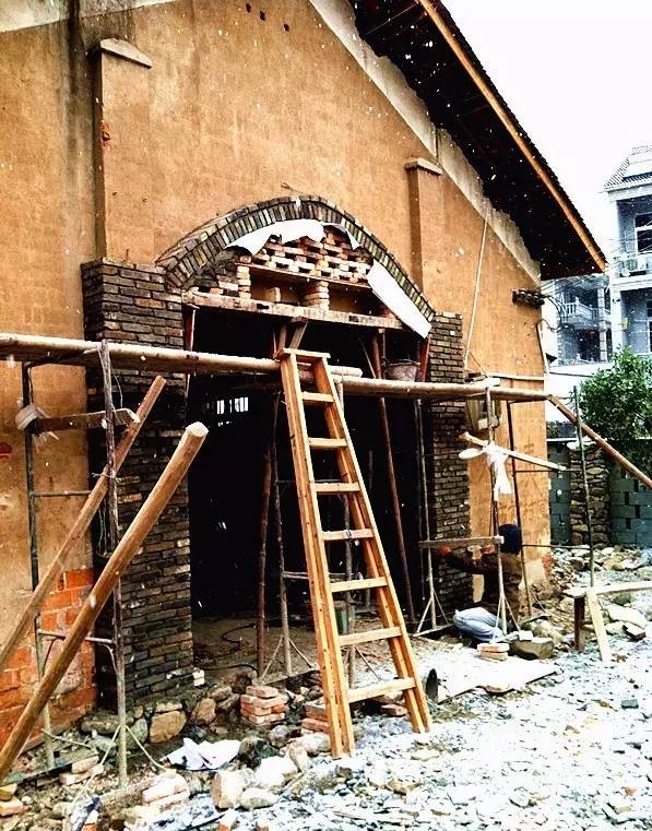 讓時光和經(jīng)歷變成一本書：中國首家圖書館民宿