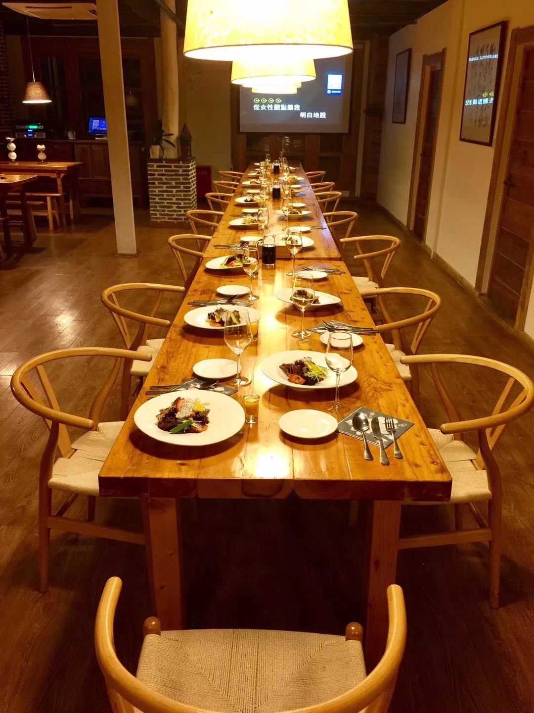 讓時光和經(jīng)歷變成一本書：中國首家圖書館民宿