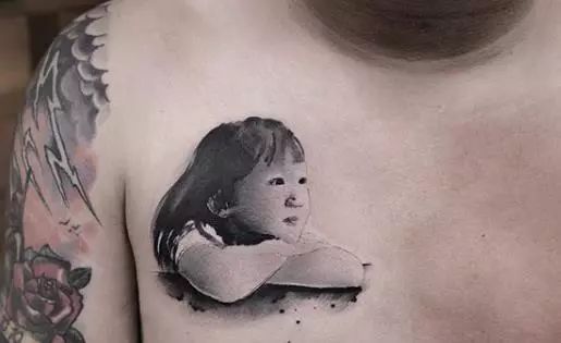 水墨人體彩繪藝術(shù)，傳統(tǒng)國(guó)畫(huà)與時(shí)尚刺青的融合