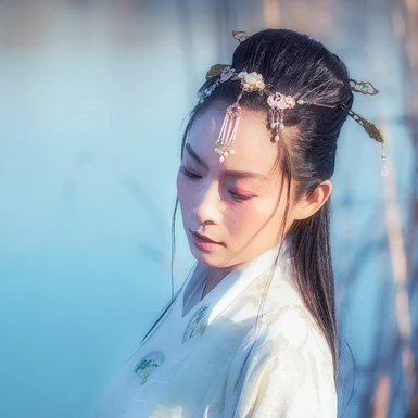 文藝帶笛子女生頭像，唯美古風(fēng)真人頭像