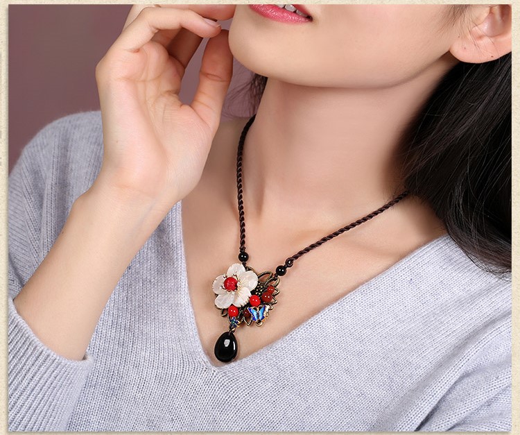 貝殼花吊墜項鏈，手工編織民族風(fēng)鎖骨鏈?zhǔn)罪? src="/shige/d/file/bigpic/190404/04/13-1P102112131-51.jpg" / data-cxjn="i3qUTI"><br / data-Pudm="163vKm">
	<img alt=