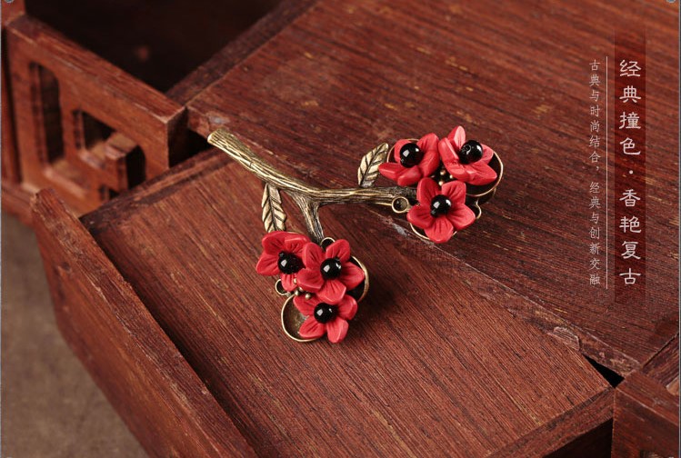 福連文苑紅色梅花花朵飾品