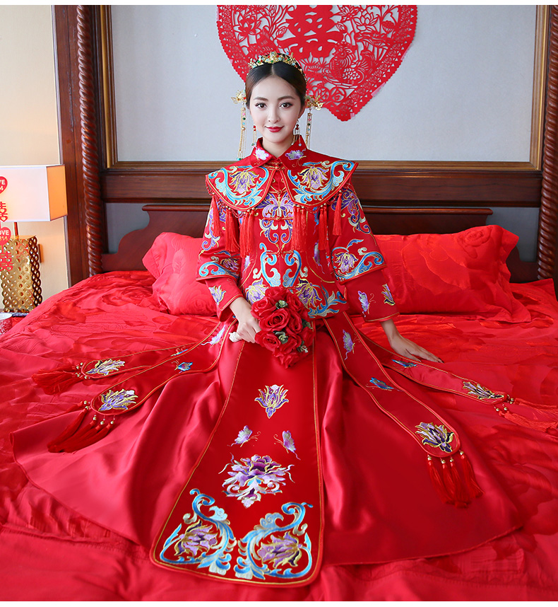 古典秀禾中式禮服，流蘇新娘結(jié)婚禮服