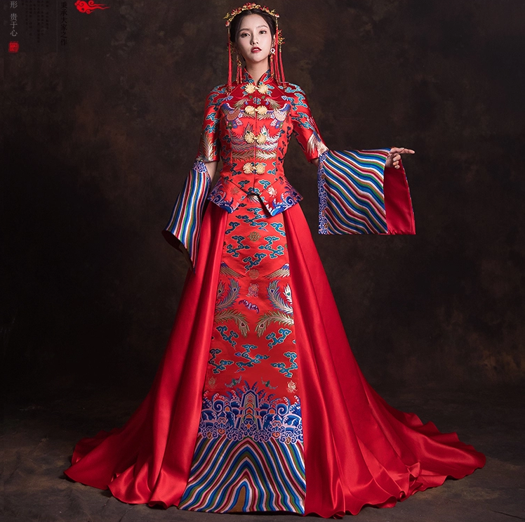 創(chuàng)意袖口新娘結(jié)婚禮服，奢華拖尾中式禮服