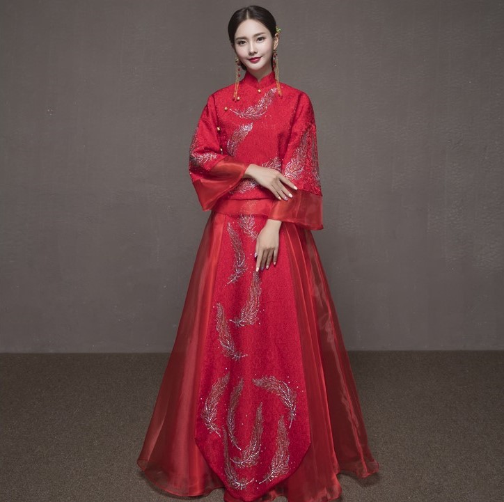 羽毛圖案新娘結(jié)婚禮服，簡約大氣中式禮服