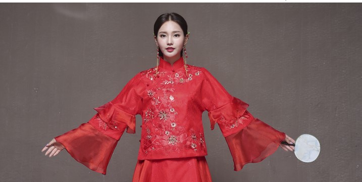 靈秀荷葉袖中式禮服，典雅韻味新娘禮服