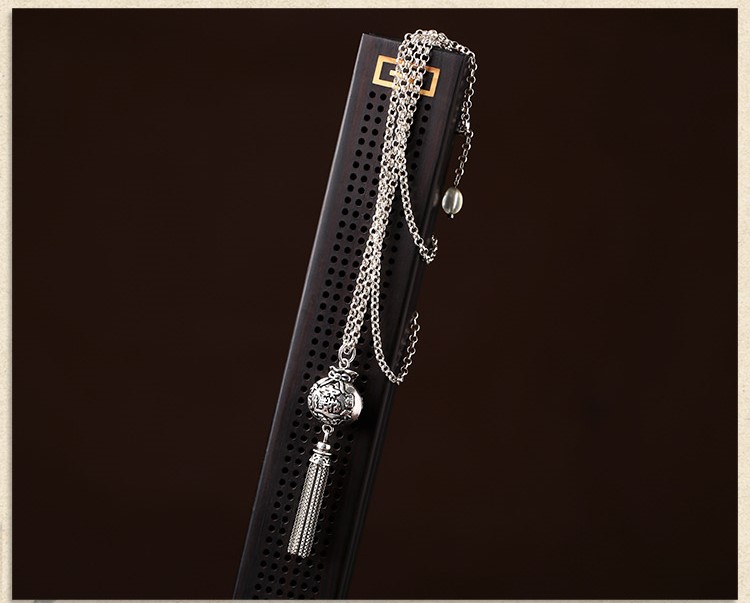 文藝復(fù)古純銀銀福袋流蘇吊墜毛衣鏈項鏈