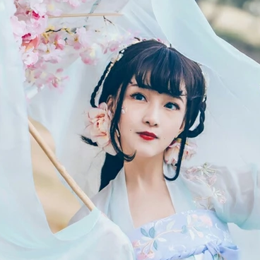 森林花仙子女生頭像，唯美古風真人頭像