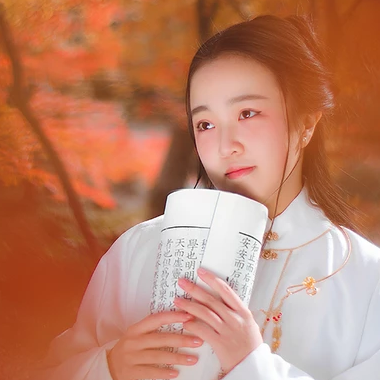 文藝看書(shū)女生頭像，唯美古風(fēng)真人頭像