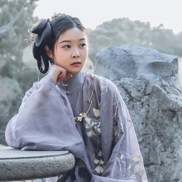 素雅灰色漢服女生頭像，唯美古風(fēng)真人頭像