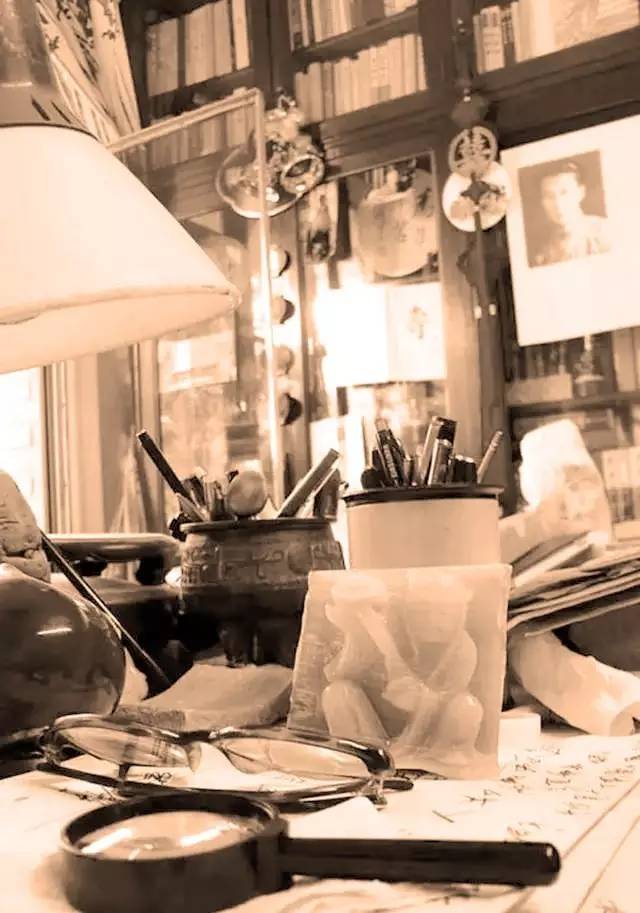 名人書(shū)房欣賞：遠(yuǎn)離塵世的一個(gè)美妙的書(shū)房