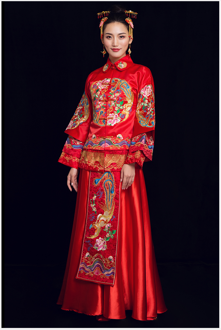 金玉良緣中式禮服，鳳穿牡丹新娘禮服