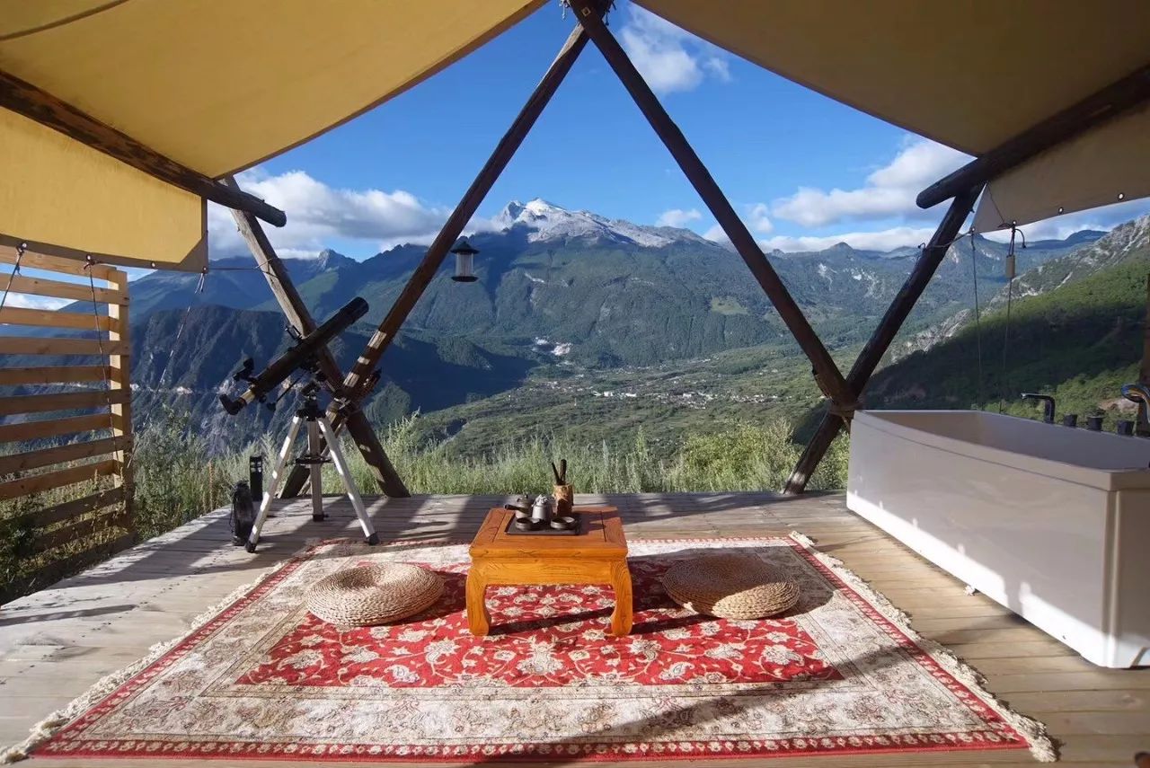 云階·格蘭平營地，踩著云一步步登上哈巴雪山