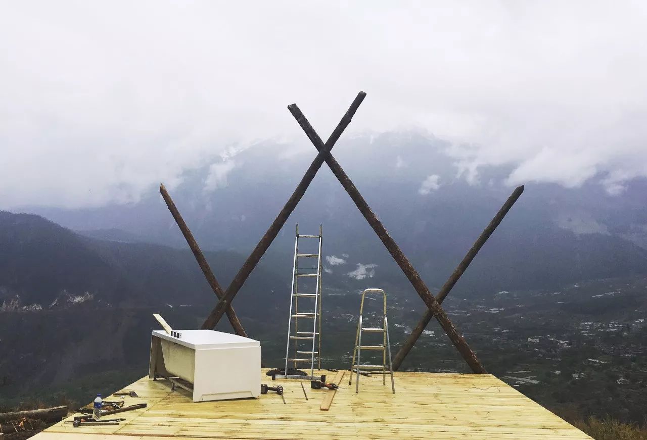 云階·格蘭平營(yíng)地，踩著云一步步登上哈巴雪山